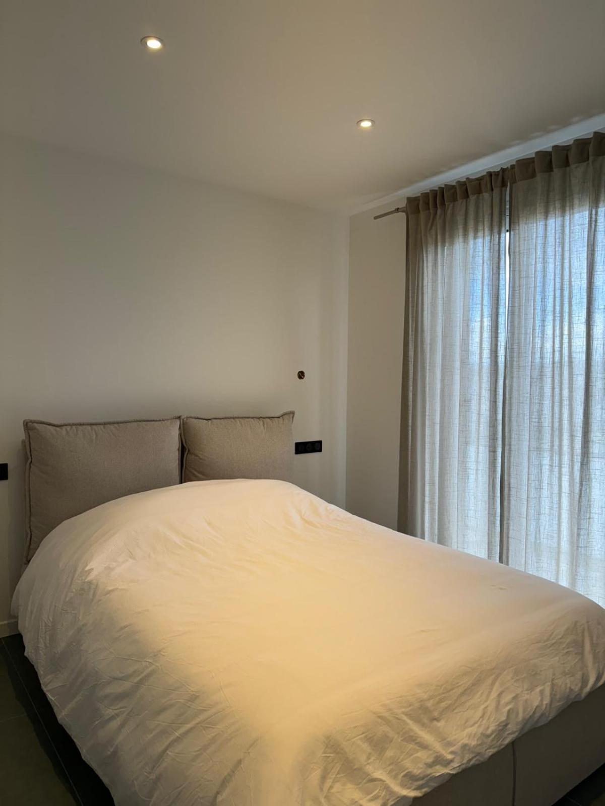 Modern Green & White - Apartments T3 60M2 Annecy - Parking Prive - Wifi - Netflix Exteriör bild